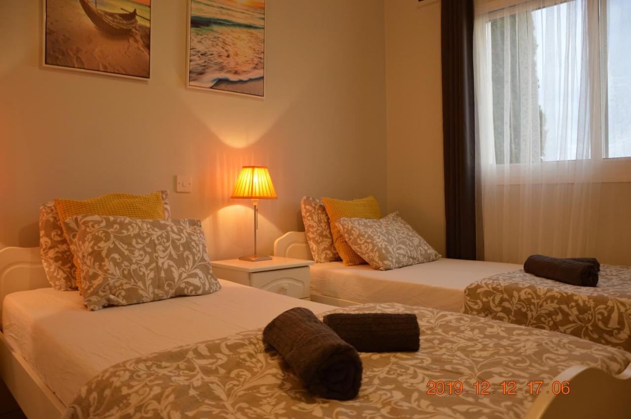 Luxury Apartment Paphos Extérieur photo